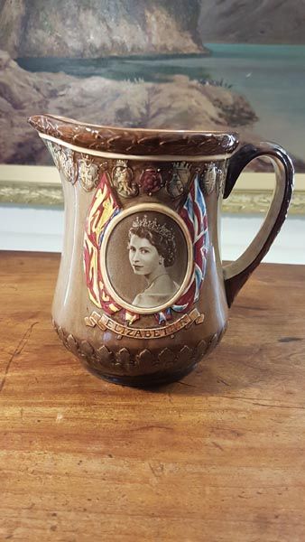 Royal Doulton: Royal Doulton QE2 Coronation Jug
