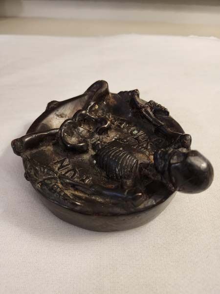 Vintage & Retro: Bronze smokers ashtray