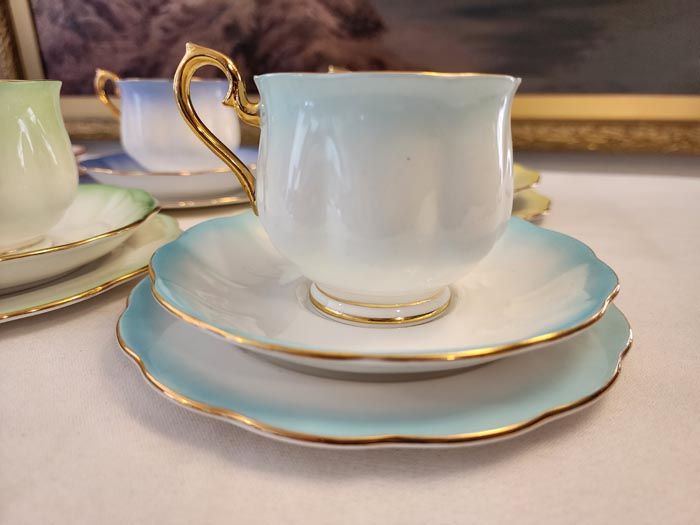 China & Ceramics: Royal Albert - Rainbow trios