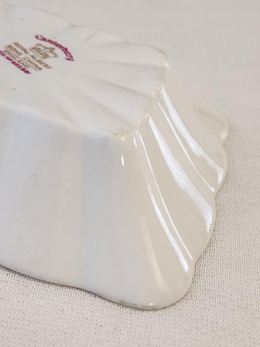 China & Ceramics: Royal Albert - Canterbury dish
