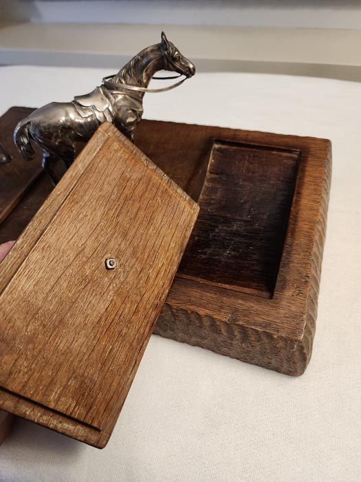 Silver & Gold: Silver Equestrian Desk Set