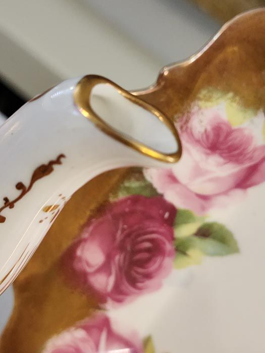 Royal Albert: Royal Albert - Old English Rose HEAVY GOLD