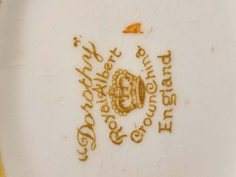 China & Ceramics: Royal Albert - Dorothy Tea Set