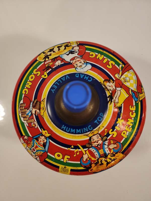 Toys & games: Vintage Spinning Top