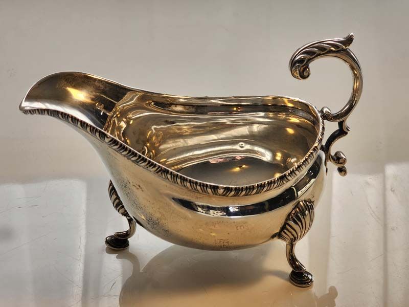 Silver & Gold: Sterling Silver - George V - 341g