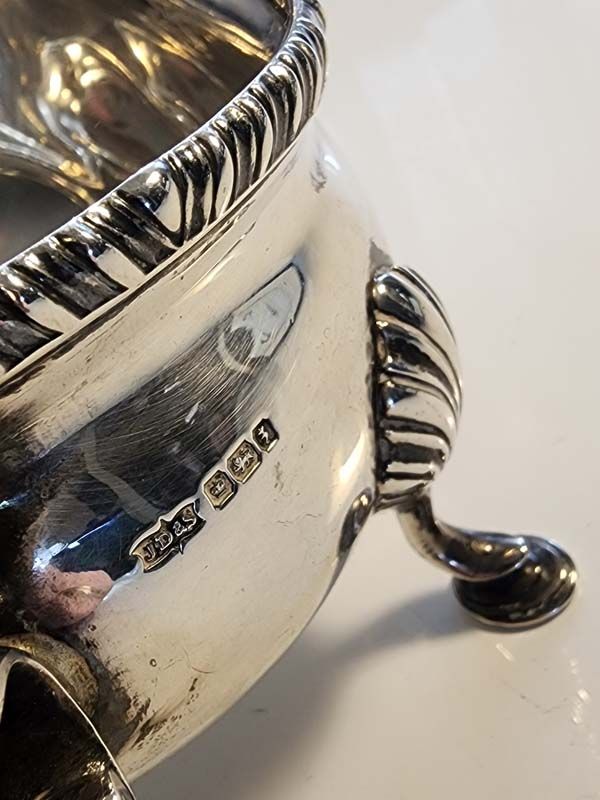 Silver & Gold: Sterling Silver - George V - 341g