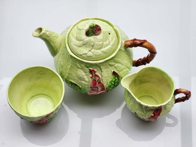 China & Ceramics: Carlton Ware Foxgloves Teaset