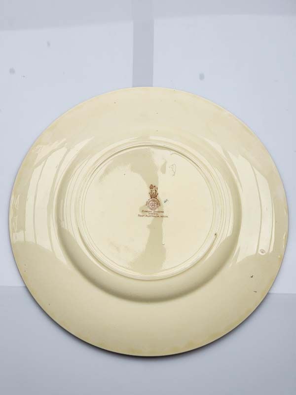 China & Ceramics: Royal Doulton Zunday Zmocks plate