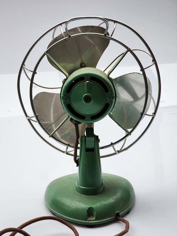 Vintage & Retro: Green Frost Fan
