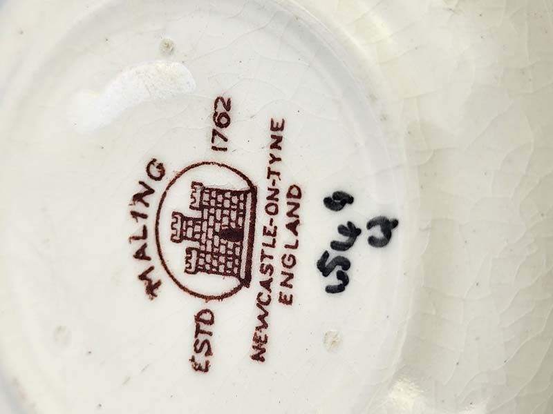 China & Ceramics: Maling Pin Dish