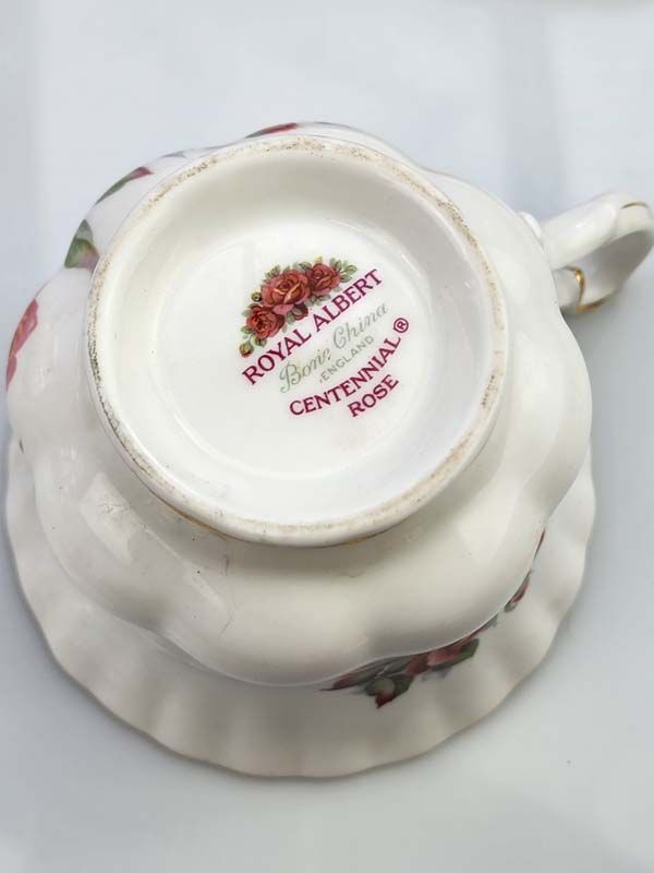 Royal Albert: Royal Albert - Centennial Rose Trio