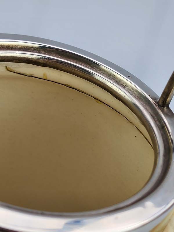 China & Ceramics: Royal Doulton Artful Dodger biscuit barrel