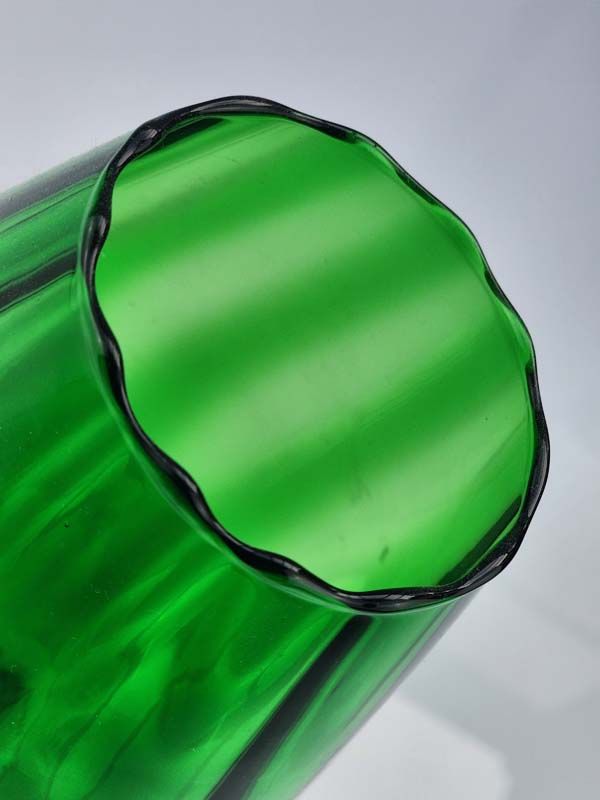 Glass: Vintage Goblet - green