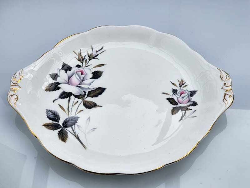 China & Ceramics: Royal Albert - Queens Messenger tray