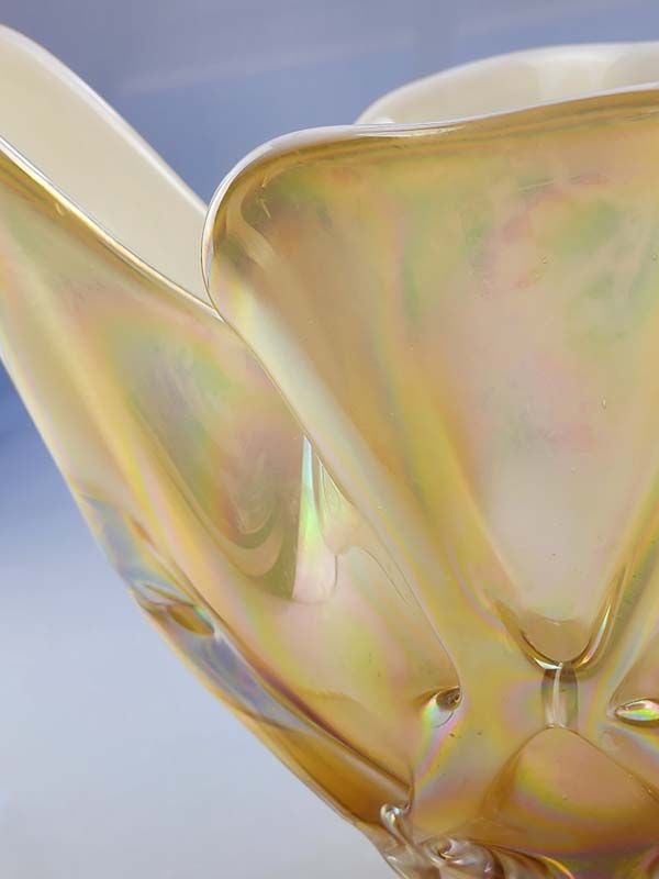 Glass: Iwatsu Hineri Glass vase - caramel