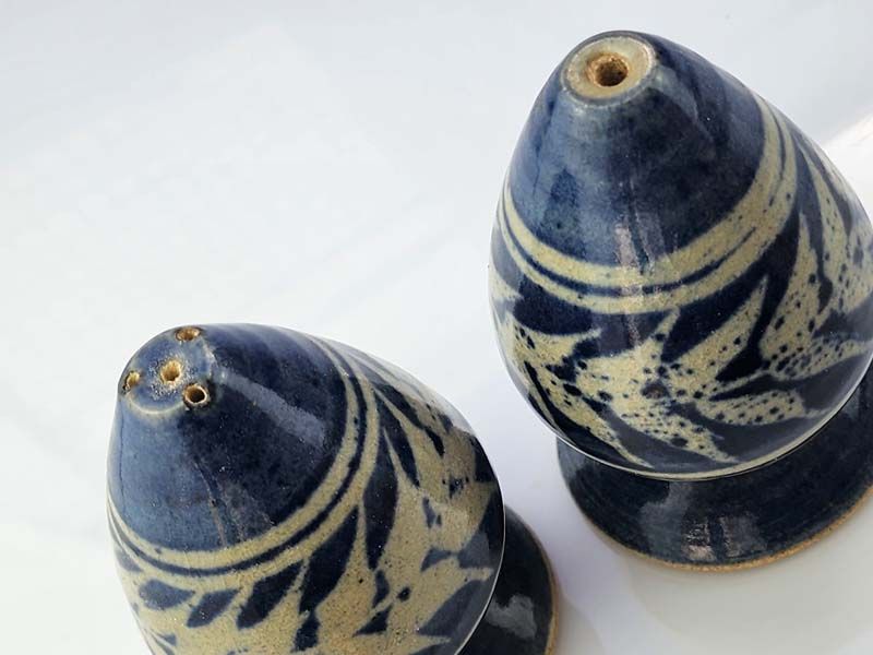 NZ Pottery: Mirek Smisek - Salt n Pepper