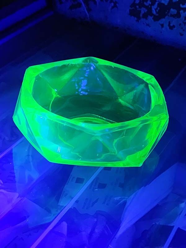 Uranium glass bowl