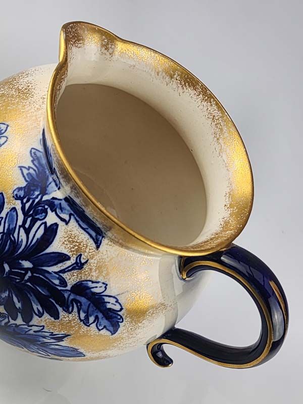 China & Ceramics: Gilt Blue & White Flower Jug