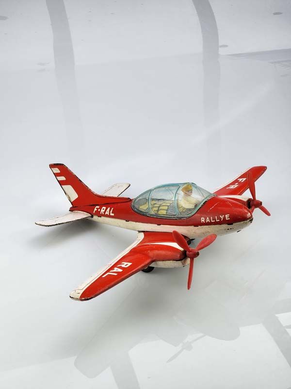Toys & games: Vintage Toy Rallye Airplane