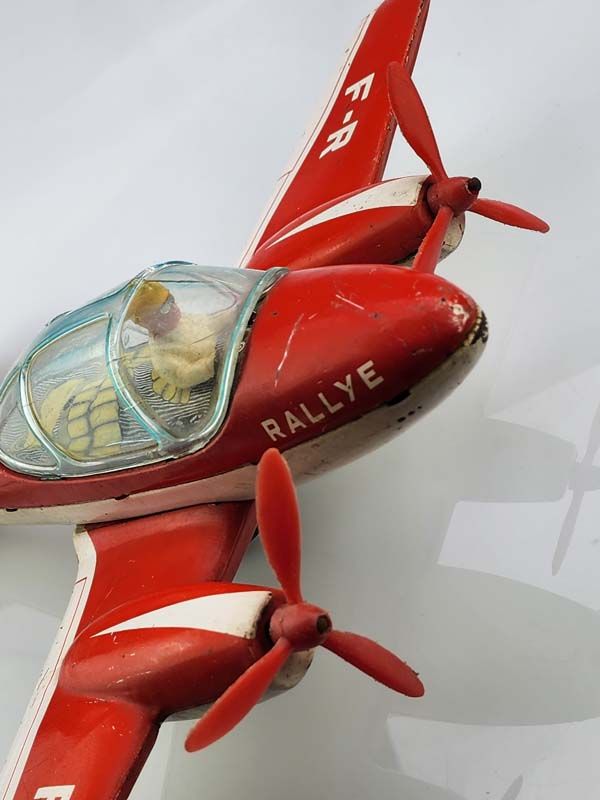 Toys & games: Vintage Toy Rallye Airplane