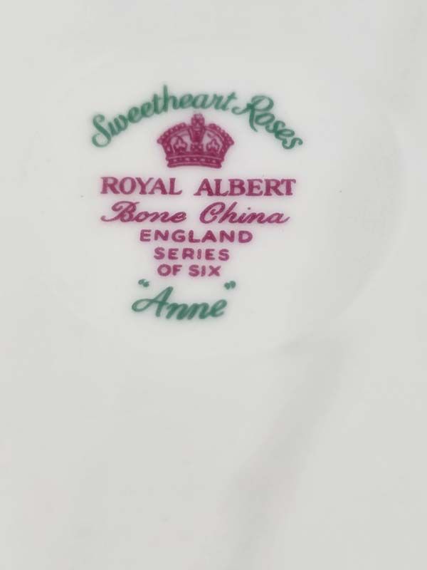 China & Ceramics: Royal Albert - Sweetheart Rose Trio