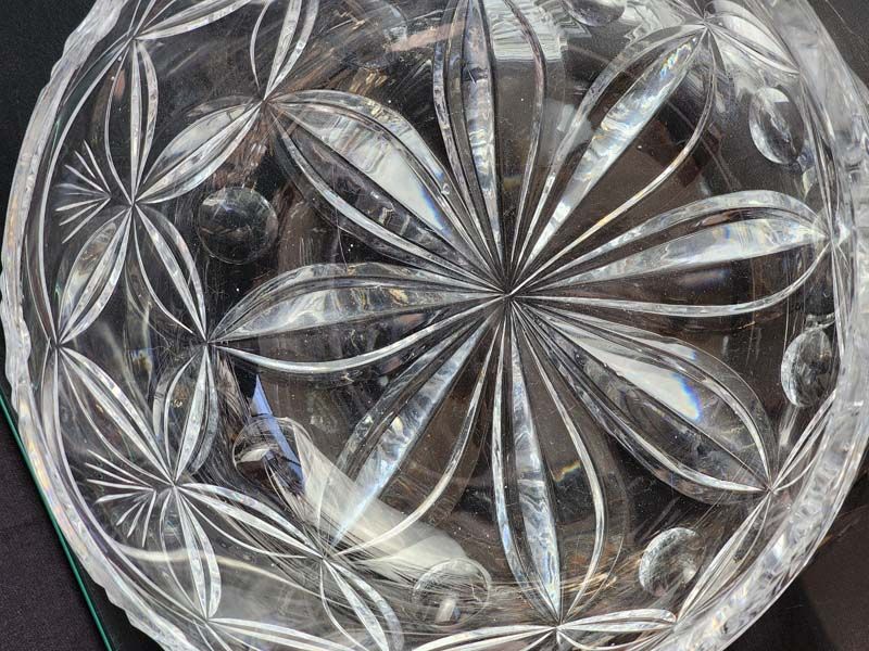 Glass: Crystal Bowl