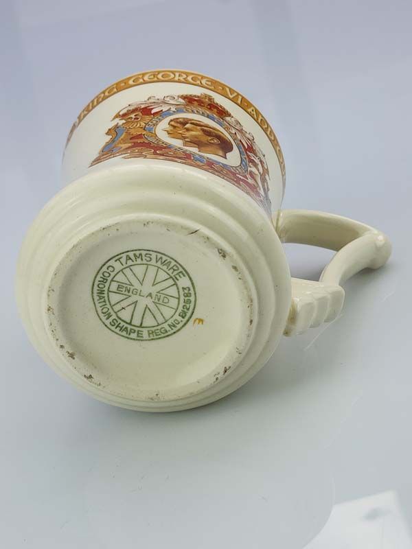 Royal Family: King George VI & Queen Elizabeth Coronation 1937