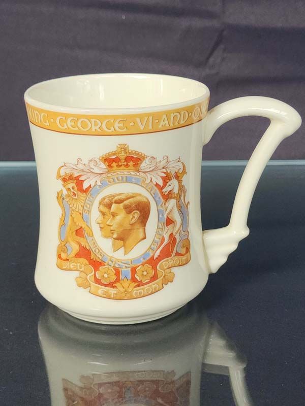 Royal Family: King George VI & Queen Elizabeth Coronation 1937