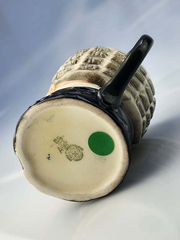 China & Ceramics: Buz Fuz D5838