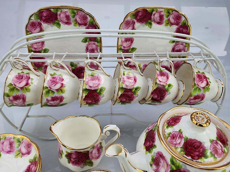 China & Ceramics: Old English Rose tea set