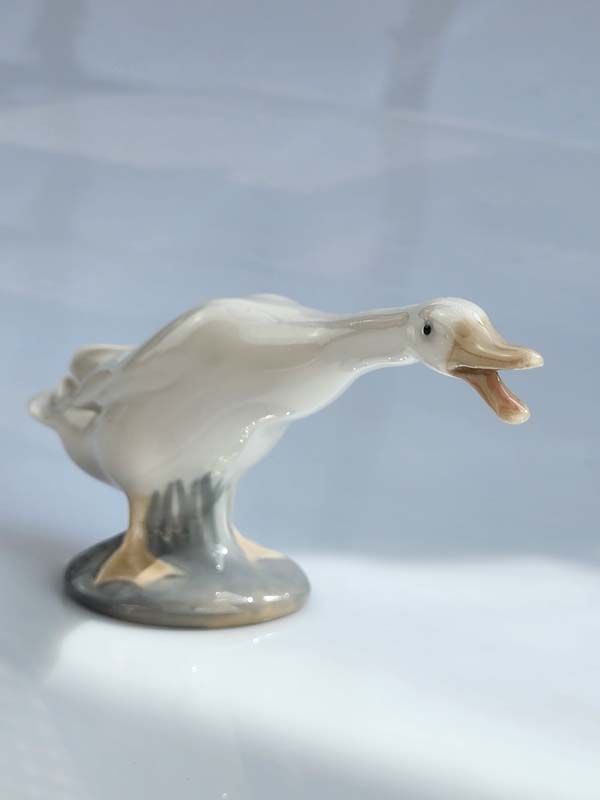 Lladro - Long Neck Honking Goose