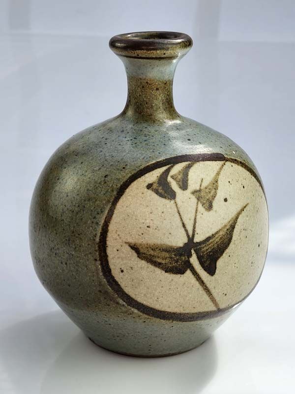 NZ Pottery: Neil Grant - Vase