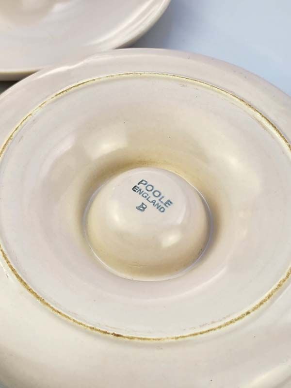 Vintage & Retro: Poole combined egg cup & plate