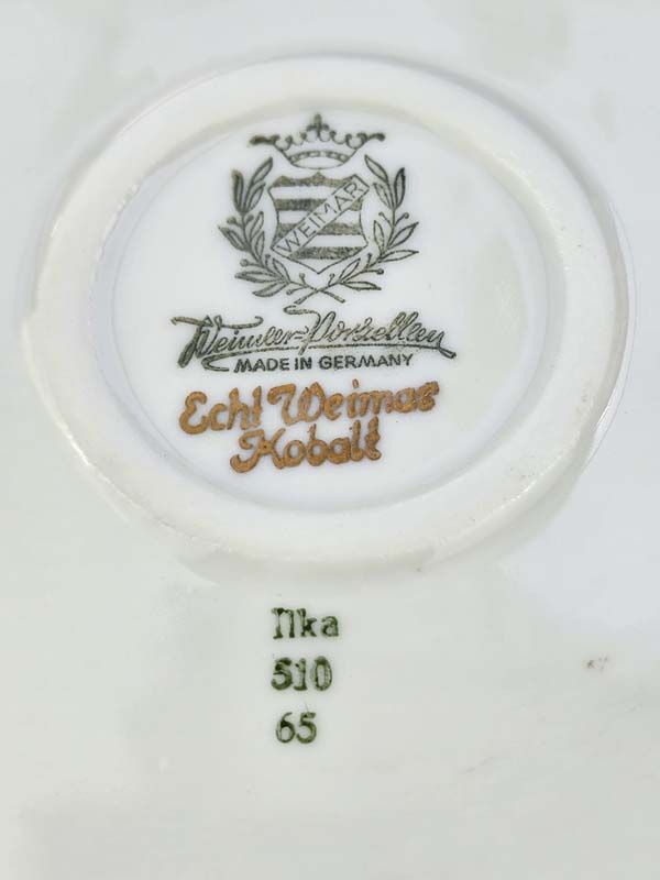 China & Ceramics: Echt Weaimar Kobalt Dish