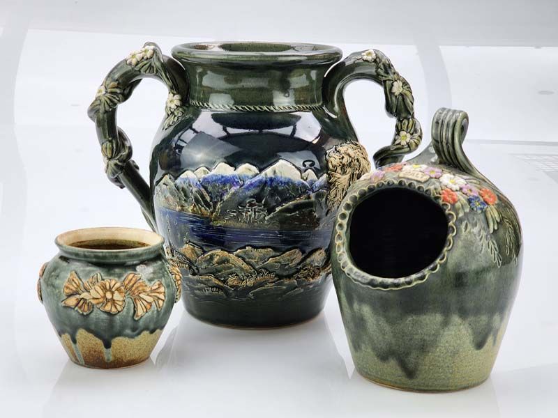 - Signed studio pottery: Dovedale pottery small vase