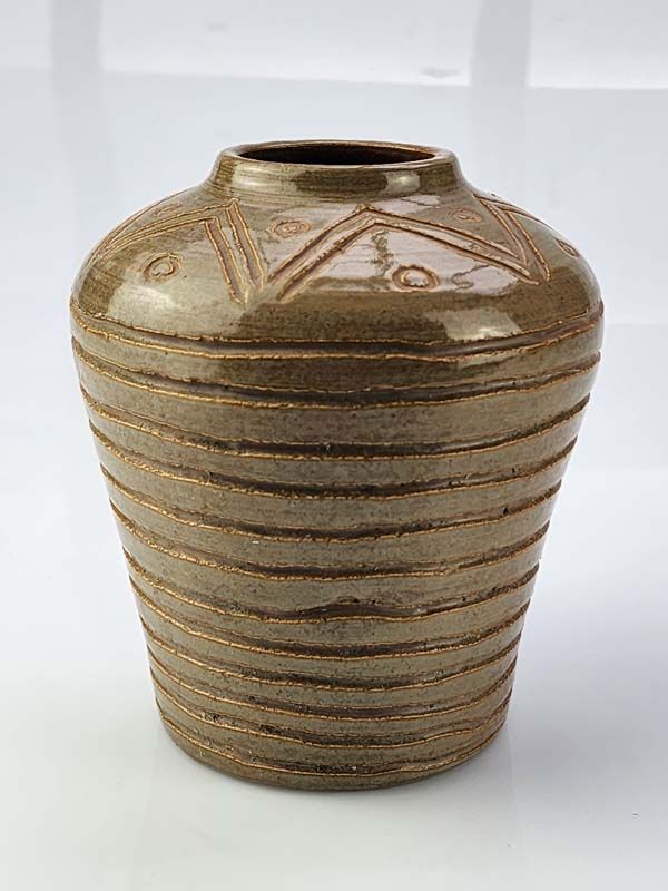 China & Ceramics: Trivetta Ware Pottery Vase