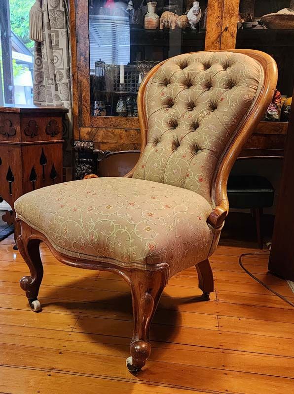 Furniture: Victorian deep buttoned ladies chair