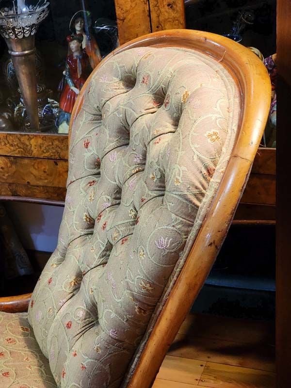 Furniture: Victorian deep buttoned ladies chair