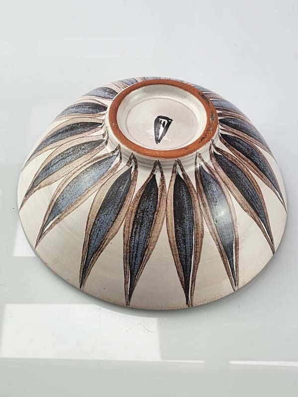 NZ Pottery: Hanmer pottery bowl