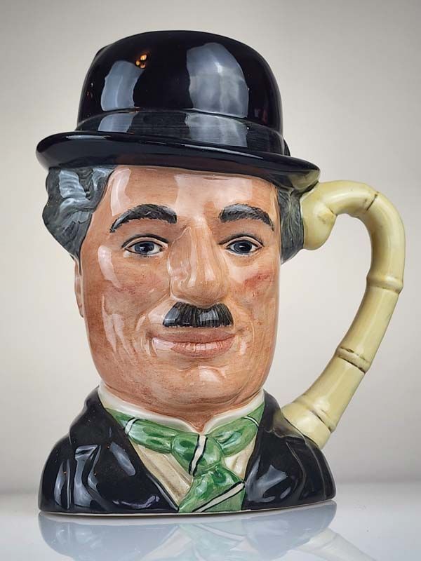 Charlie Chaplin D6949 with certificate