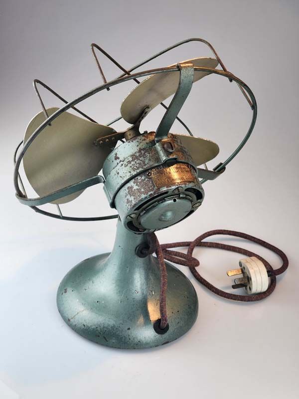 Vintage & Retro: Vintage Green Blue Frost Fan