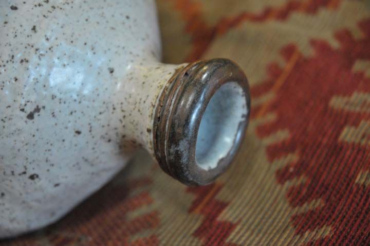 NZ Pottery: Len Castle bottle vase