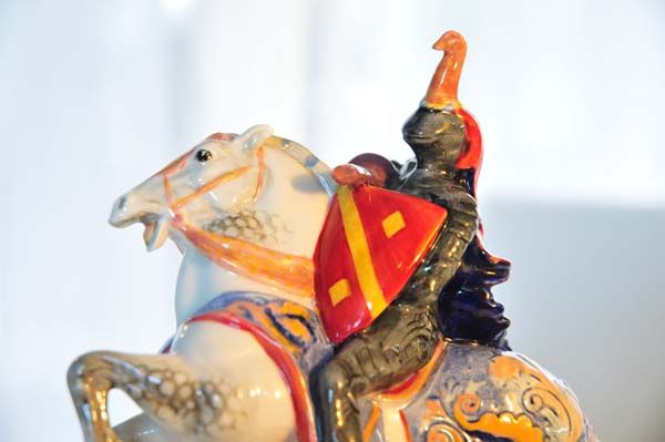 Figurines: Broken Lance - Royal Doulton