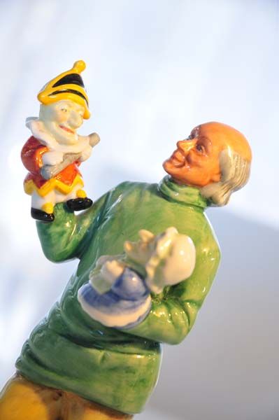 Royal Doulton: Punch and Judy Man - Royal Doulton