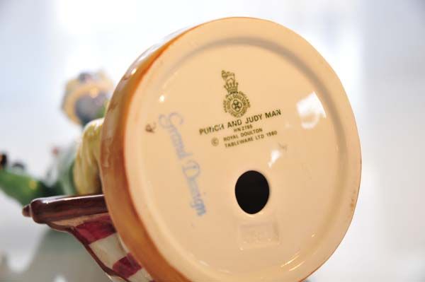 Figurines: Punch and Judy Man - Royal Doulton