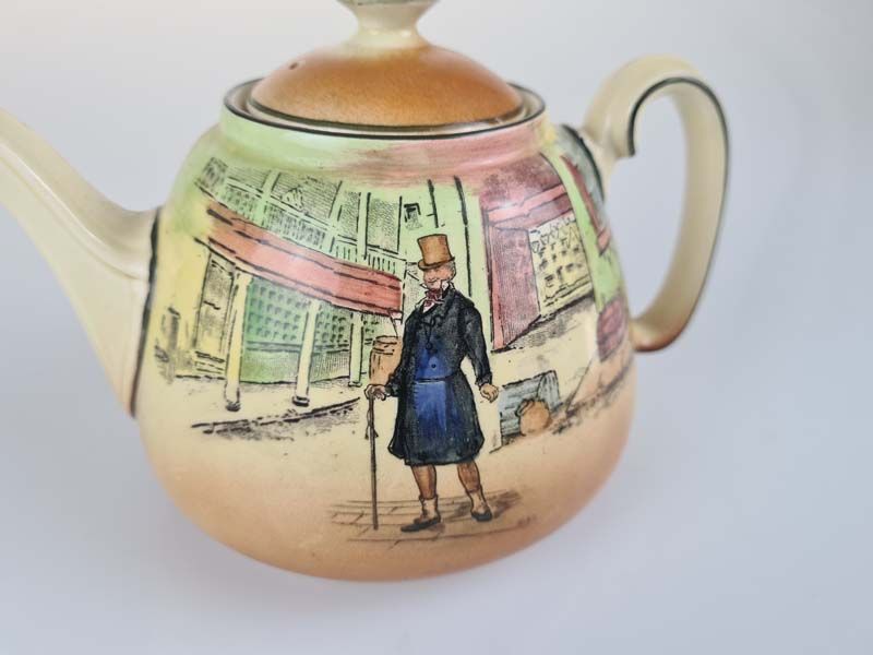 Royal Doulton: Royal Doulton - Mr Micawber Tea Pot