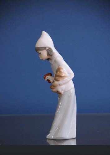 Lladro: Lladro - Girl with Cockerel