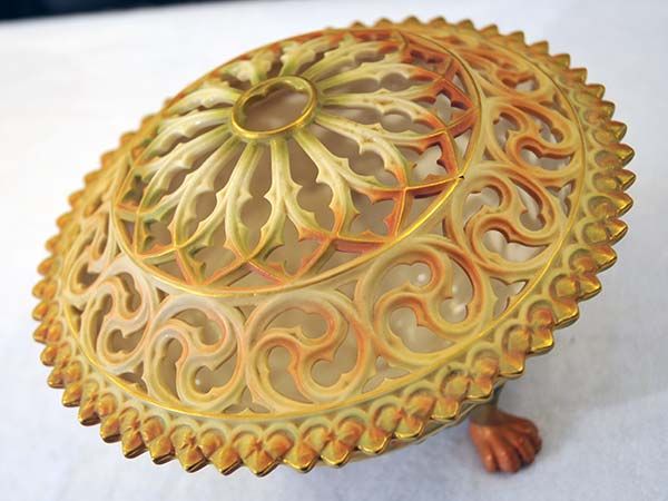 China & Ceramics: Royal Worcester Potpourri 1906