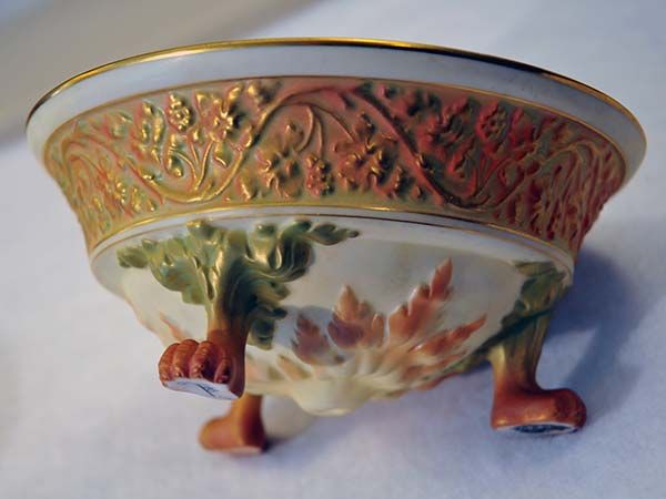 China & Ceramics: Royal Worcester Potpourri 1906