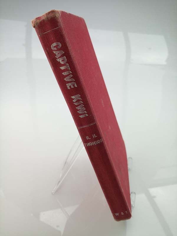 New Zealand books: CAPTIVE KIWI
